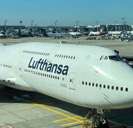 Boeing 747-8 von Lufthansa in Frankfurt: Wie geht es weiter im Cockpit?