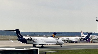 d acne bo,bardier crj 900 lufthansa cityline fra