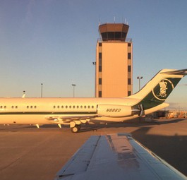 Flieger mit dem Kennzeichen N8860: Eine von wenigen noch fliegenden Douglas DC-9.