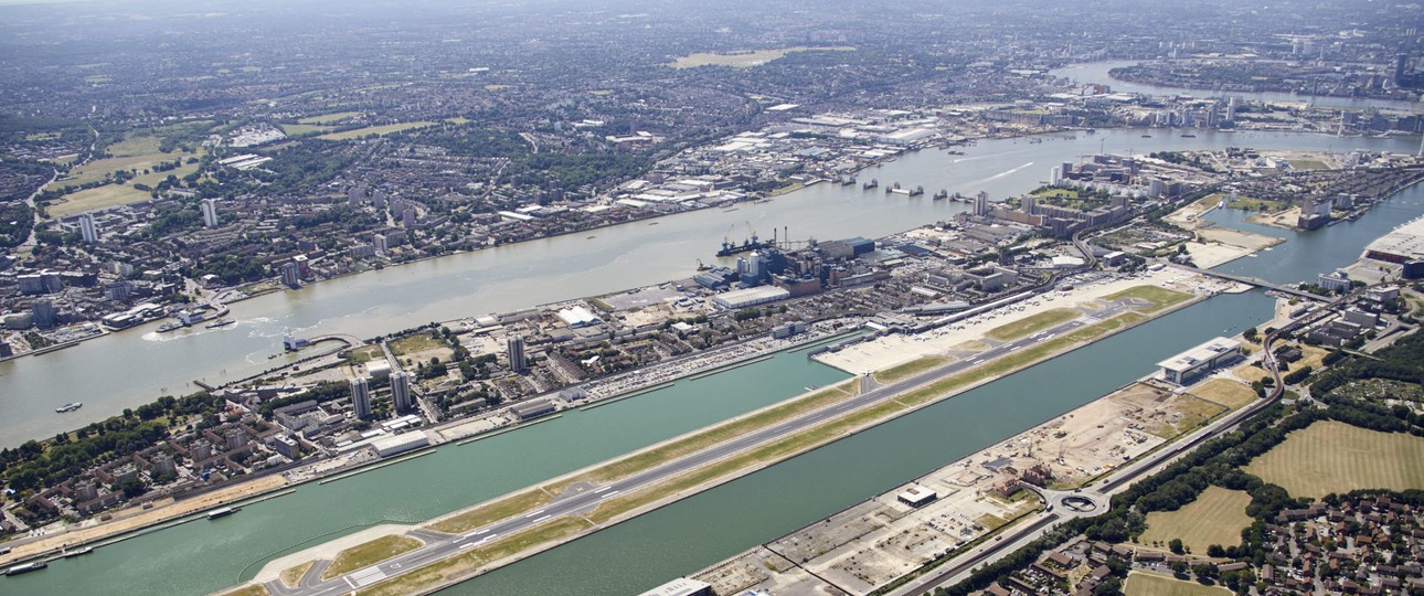 Der Flughafen London City von oben: Kürzel sind jedem Airport zugeordnet.