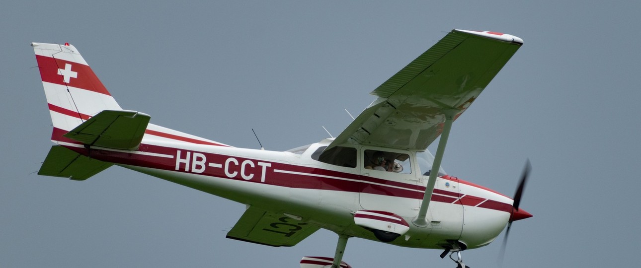 Cessna 172N Skyhawk einer Schweizer Flugschule: Vorsicht bei Flügen nach Italien.