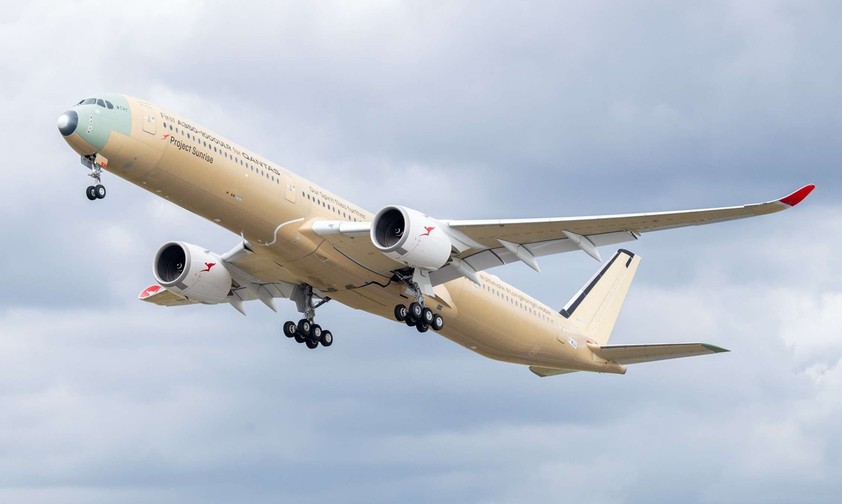 Der Airbus A350-1000 ULR beim Erstflug: Gemacht für Qantas' Project Sunrise.