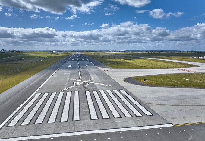 western sydney airport piste vorfeld fertig 2 2025