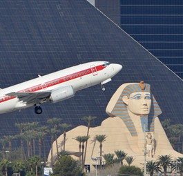 Boeing 737 von Janet Airlines: Ab Las Vegas an geheime Orte unterwegs.
