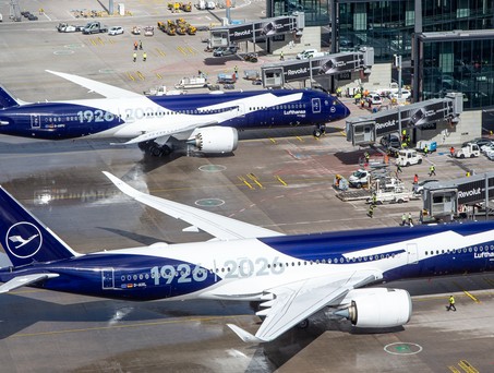 Jubiläumsflieger von Lufthansa: Das Personal ist nicht in Feierlaune. 