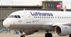 Lufthansa-Jet in Bremen (Archivbild): Die Frankfurt-Flüge kehren zurück.