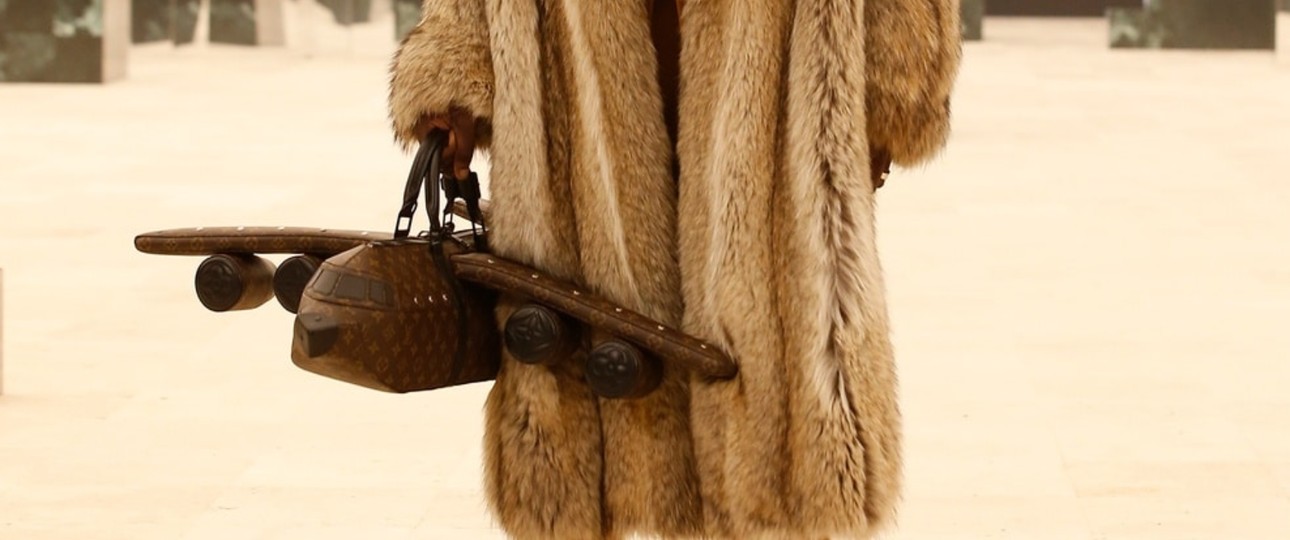 Tasche von Louis Vuitton: Kein Schnäppchen. Und nicht besonders praktisch als Handgepäck.