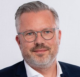 Oliver Lackmann: Arbeitet nicht mehr für German Airways.