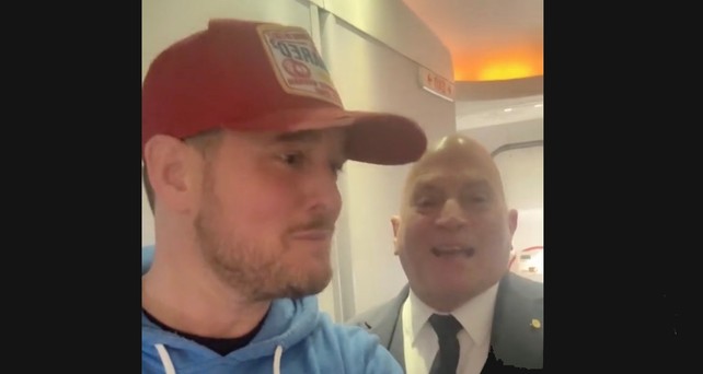 Wiedersehen nach zweieinhalb Jahren: Michael Bublé und Tom Rees.