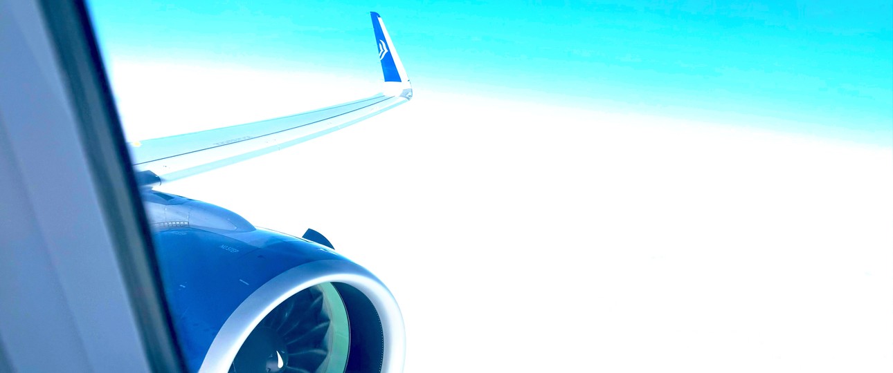 Blick aus einem Airbus A320 Neo von Aegean Airlines: Vie zu neidriger Anflug in Genf.
