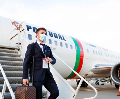 Titelträger Portugal reist bei der Euro 2020 mit einer Boeing 737-400 des maltesischen Charteranbieters Air Horizont.