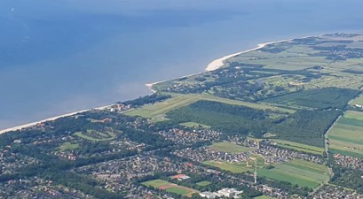 Luftaufnahme Flughafen Wyk: Der Flugplatz soll erhalten werden.