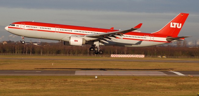 LTU International Airways mit Sitz und Basis in Düsseldorf wurde 1955 als «Lufttransport-Union» gegründet. Nach mehr als einem halben Jahrhundert wurde der Ferienflieger 2007 von Air Berlin übernommen, nach und nach integriert und ging 2011 dann vollständig in Air Berlin auf.