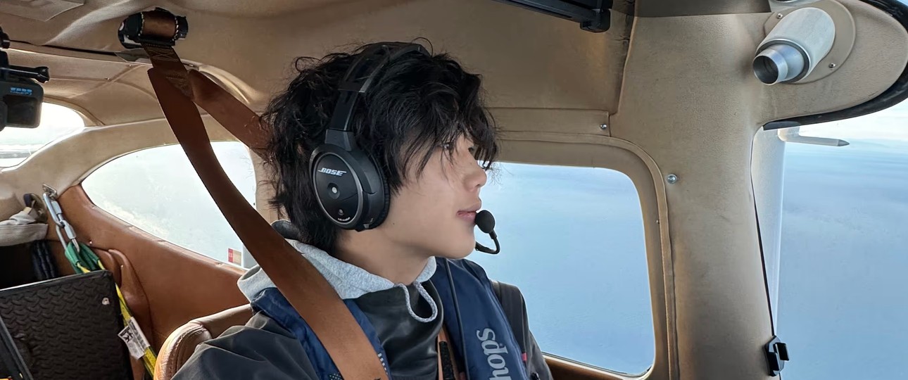 Ethan Guo im Cockpit: Seine Reise ist vorerst gestoppt.