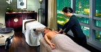 Wohltat nach der Langstrecke: Cathay Pacific bietet für 30'000 Meilen eine 2-stündige Spa-Anwendung in einem Hotel in Hongkong an.