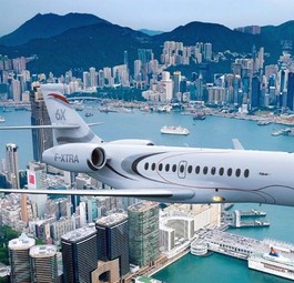 Dassault Falcon 6X: 2021 soll sie das erste Mal fliegen, im Folgejahr steht die erste Auslieferung an. Trotz Corona-Krise <a href="https://www.aerotelegraph.com/ab-anfang-2021-soll-die-falcon-6x-fliegen">kommt die Entwicklung laut Dassault gut voran</a>. 16 Passagiere können in ihr bis zu 10.000 Kilometer weit fliegen. Das <a href="https://www.aerotelegraph.com/falcon-6x-dassault-lanciert-neuen-langstrecken-businessjet">neuste Projekt des französischen Herstellers</a> ersetzt die gescheiterte Falcon 5X.