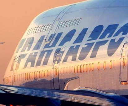 Trotz der aktuellen Krise ist Transaero derzeit noch die zweitgrößte Fluggesellschaft Russlands. Ihre Geschichte reicht zurück bis zu der Endphase der Sowjetunion. Das Unternehmen wurde 1990 gegründet.
