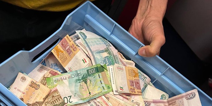 Die Gäste sammelten für den jüngsten Passagier.