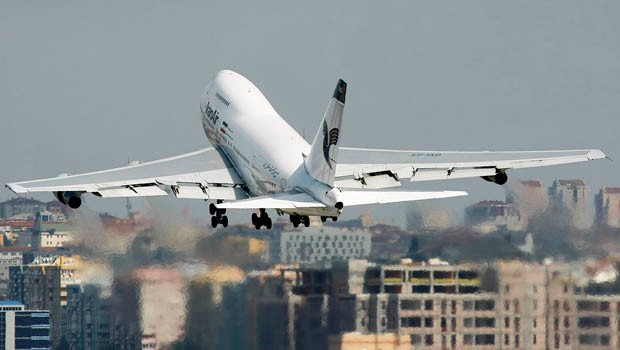 Im November 2014 findet in Teheran der letzte Passagierflug einer Boeing 747 SP statt. Die Maschine wird nach 37 Jahren stillgelegt.