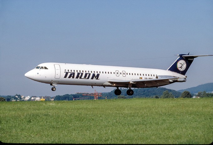 Bei der YR-BRC der Tarom handelt es sich um eine von der Industria Aeronautica Româna in Lizenz gebaute ROMBAC 1-11-561RC (Zürich).