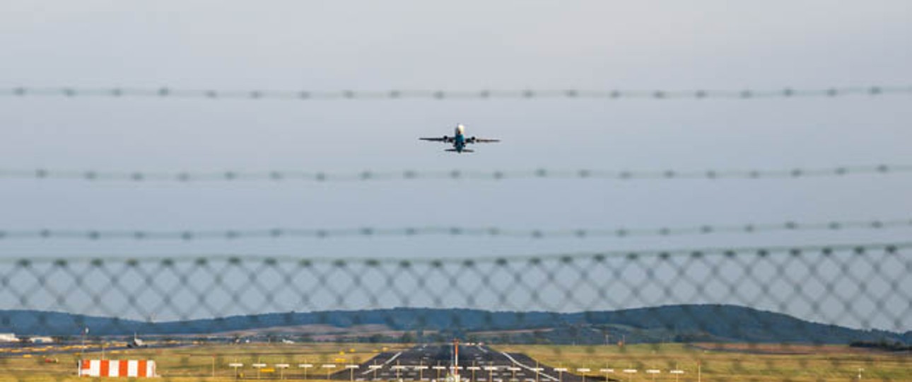 Start eines Flugzeuges: Das Projekt Metropolitan Airlines ist vorerst beerdigt.