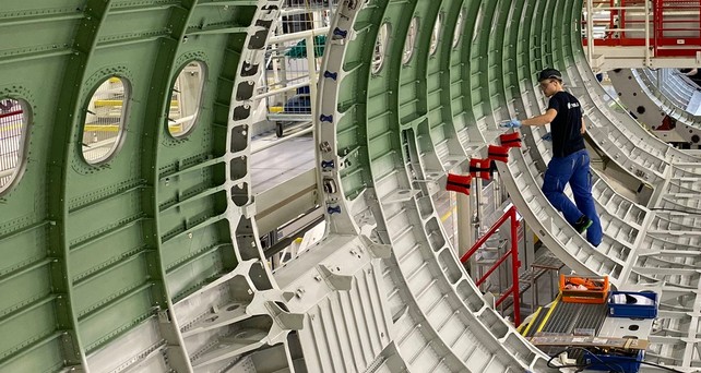 Airbus-A320-Produktion in Hamburg: Steiler Anstieg der Produktion geplant.