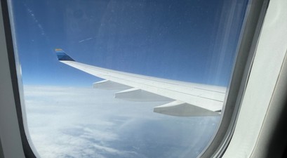 Blick aus dem Fenster: Discover Airlines fliegt mit AIrbus A330.