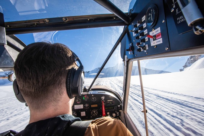 Die Landung auf dem Rosablanche-Gletscher.