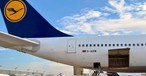 Die D-AIHW von Lufthansa: Der Airbus A340-600 machte die Derière.