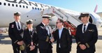 Qantas-Chef Joyce (mit Sonnenbrille) und die Crew des ersten Testflugs: Bleibt es bei Tests oder wird Project Sunrise Realität?