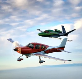 SR22-Flugzeug und Vision jet: Cirrus lässt 2025 alle hinter sich.