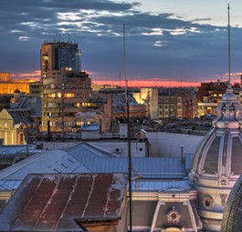 Von Bukarest in europäische Metropolen: Fly Romania will günstige Flüge und guten Service bieten.