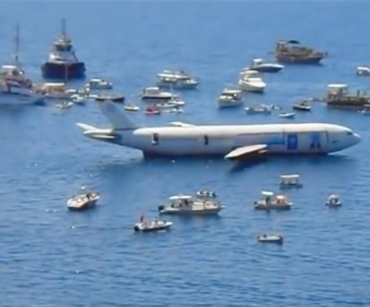 Türkei versenkt Flugzeug im Meer