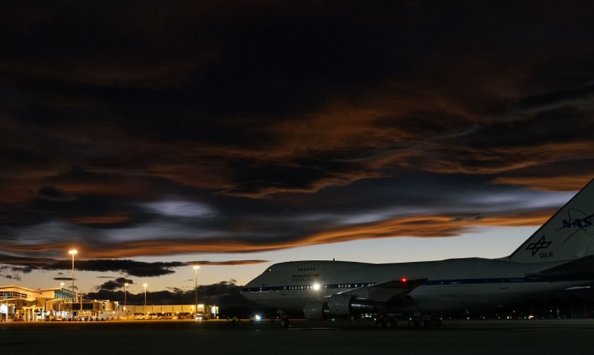 Die zur fliegenden Sternwarte Sofia umgebaute Boeing 747 SP in Christchurch in Neuseeland: Wurde während eines Sturmes beschädigt.