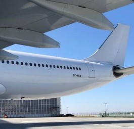 Airbus A330 mit dem Kennzeichen TC-MCM: Wird zum Frachter umgebaut.