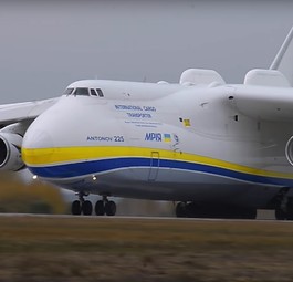 Russischer Angriff trifft Basis der Antonov An-225