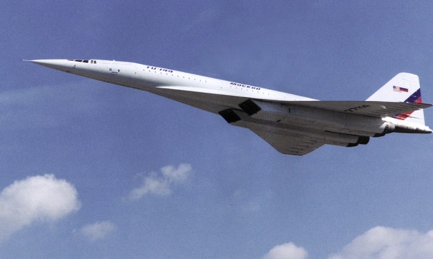 Tu-144 im Flug: Absturz in le Bourget als Rückschlag.