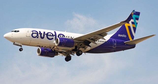Avelo Airlines Boeing 737-700