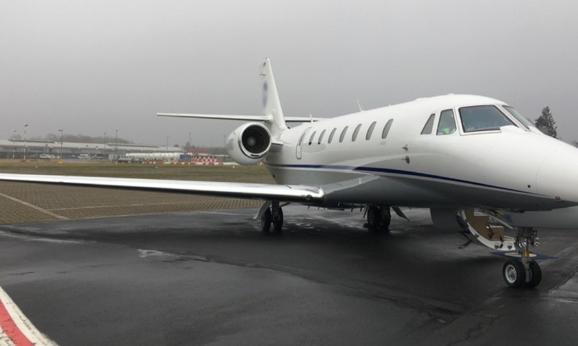 Businessjet am General Aviation Terminal in Düsseldorf: Neue Priorisierung.