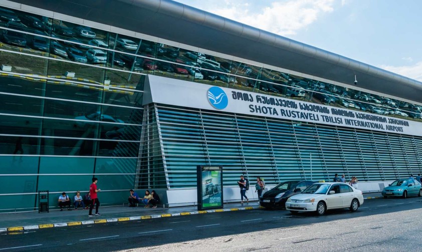 Der  Flughafen Tiflis: Die Pläne gefallen nicht allen.