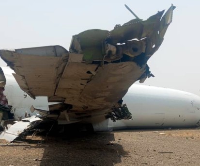 Die verunglückte Boeing 727: Brach entzwei.