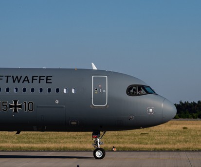 Airbus A321 LR der deutschen Luftwaffe: Mehr Tanks, mehr Reichweite.