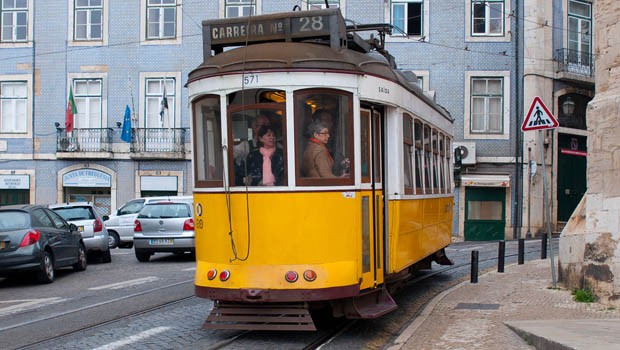 Rang 1: 80 Prozent der Portugiesen wollen am Fenster sitzen.