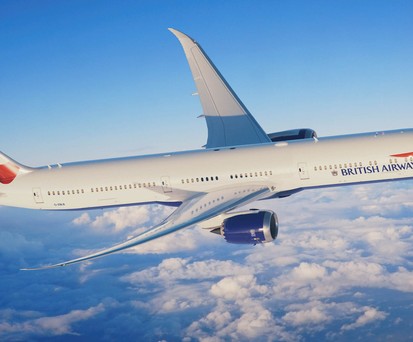 Boeing 787-10 von British Airways: Ein Mann gelangte ohne Ticket an Bord.