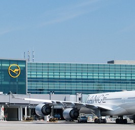 Ein Bild vom Flughafen Frankfurt 2008: Die Star Alliance ist schon lange da.