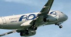Flieger von Adria Airways: Bald Gespräche mit den Leidensgenossen.