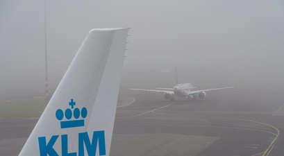Leitwerk eines KLM-Flugzeugs: Die Fluglinie hat vier Ziele im Nahen Osten überraschend gestrichen.