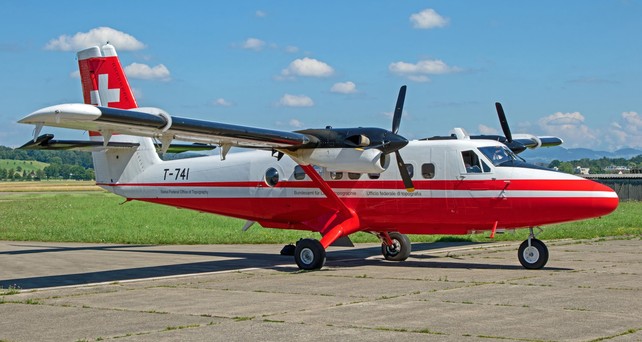 T-741: Die Twin Otter von Swisstopo ist vielbeschäftigt.