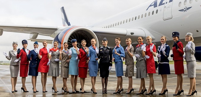 Bei der Übernahme des ersten Airbus A350 Anfang 2020 zeigte Aeroflot die Uniformen ihrer Airline-Geschichte.