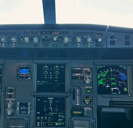 Flugzeugcockpit: Noch reicht eine Person nicht aus.